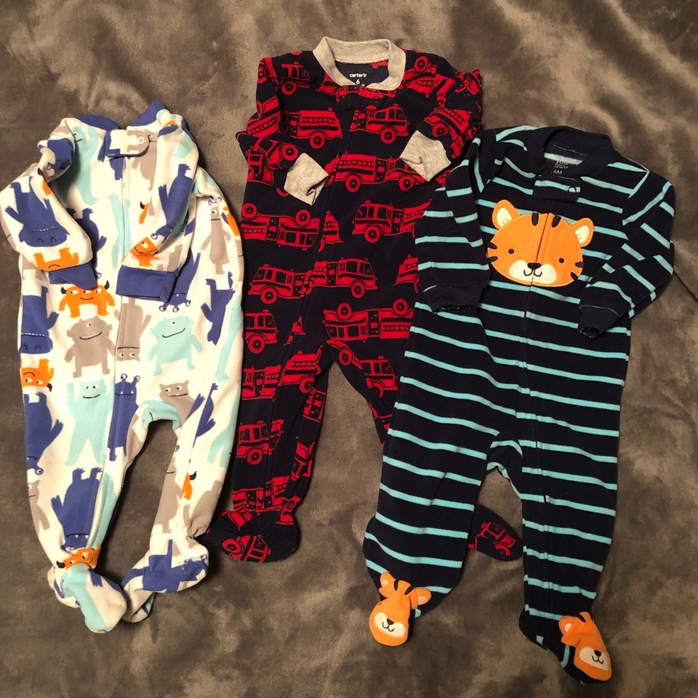 Bundle of zip up footie sleepers 6 months